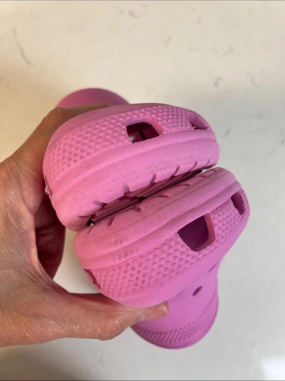 Crocs Classic Clogs Pink Kids Size Junior 2 Style # 206991 Fun Rubber Shoes